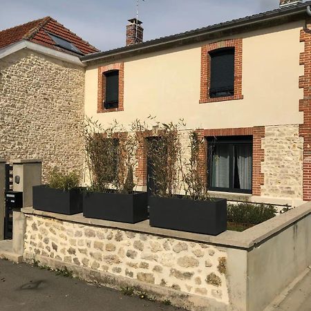 Agreable Maison Petit Jardin A 7 Minutes De Reims Pargny-les-Reims Exterior photo