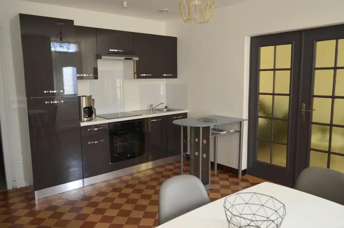Agreable Maison Petit Jardin A 7 Minutes De Reims Pargny-les-Reims Exterior photo