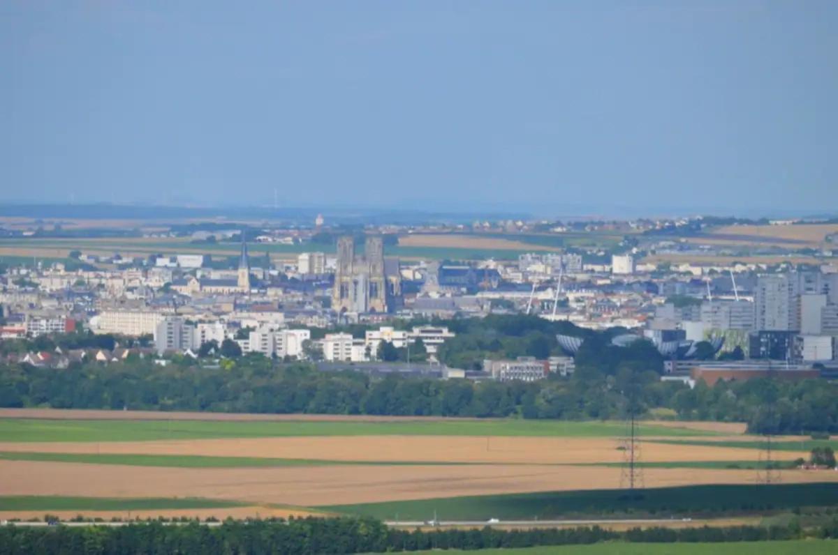 Agreable Maison Petit Jardin A 7 Minutes De Reims Pargny-les-Reims Exterior photo