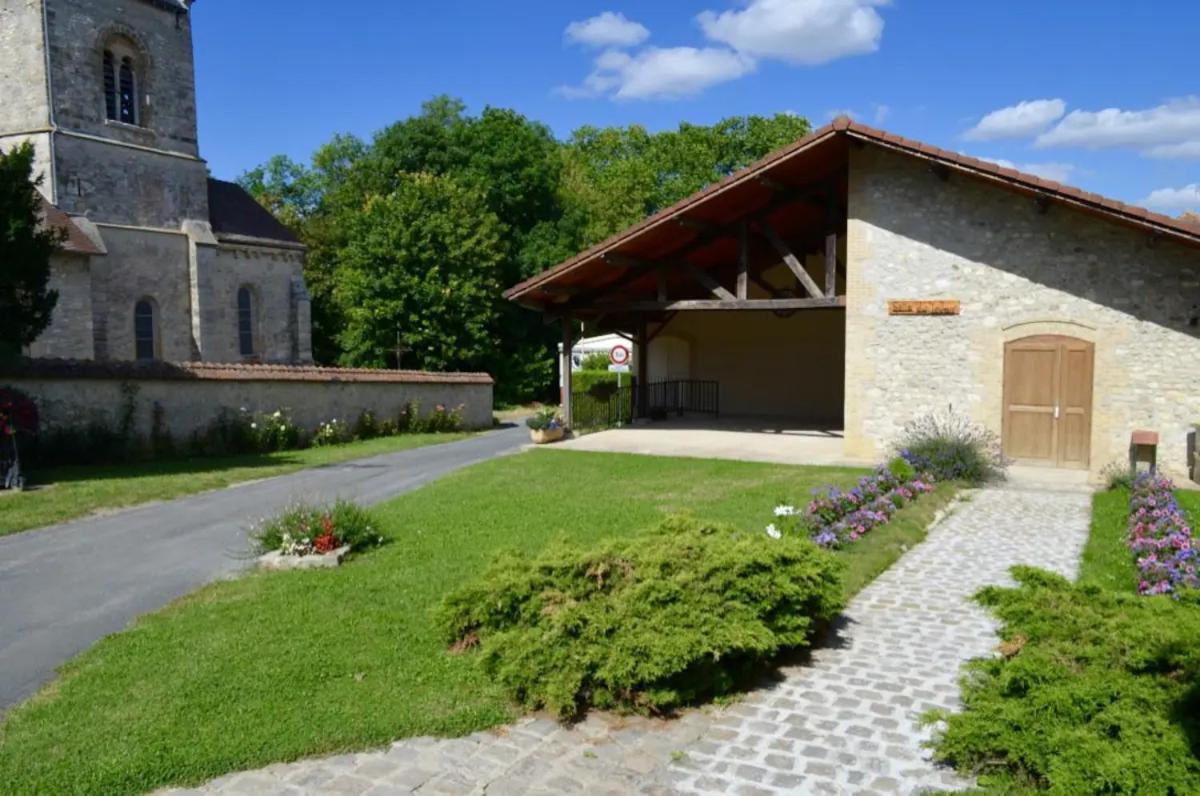 Agreable Maison Petit Jardin A 7 Minutes De Reims Pargny-les-Reims Exterior photo